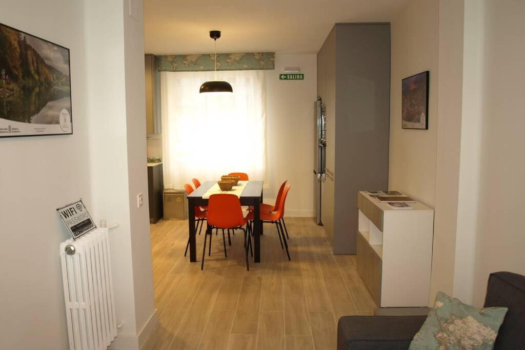 Larraina By Clabao Lägenhet Pamplona Exteriör bild